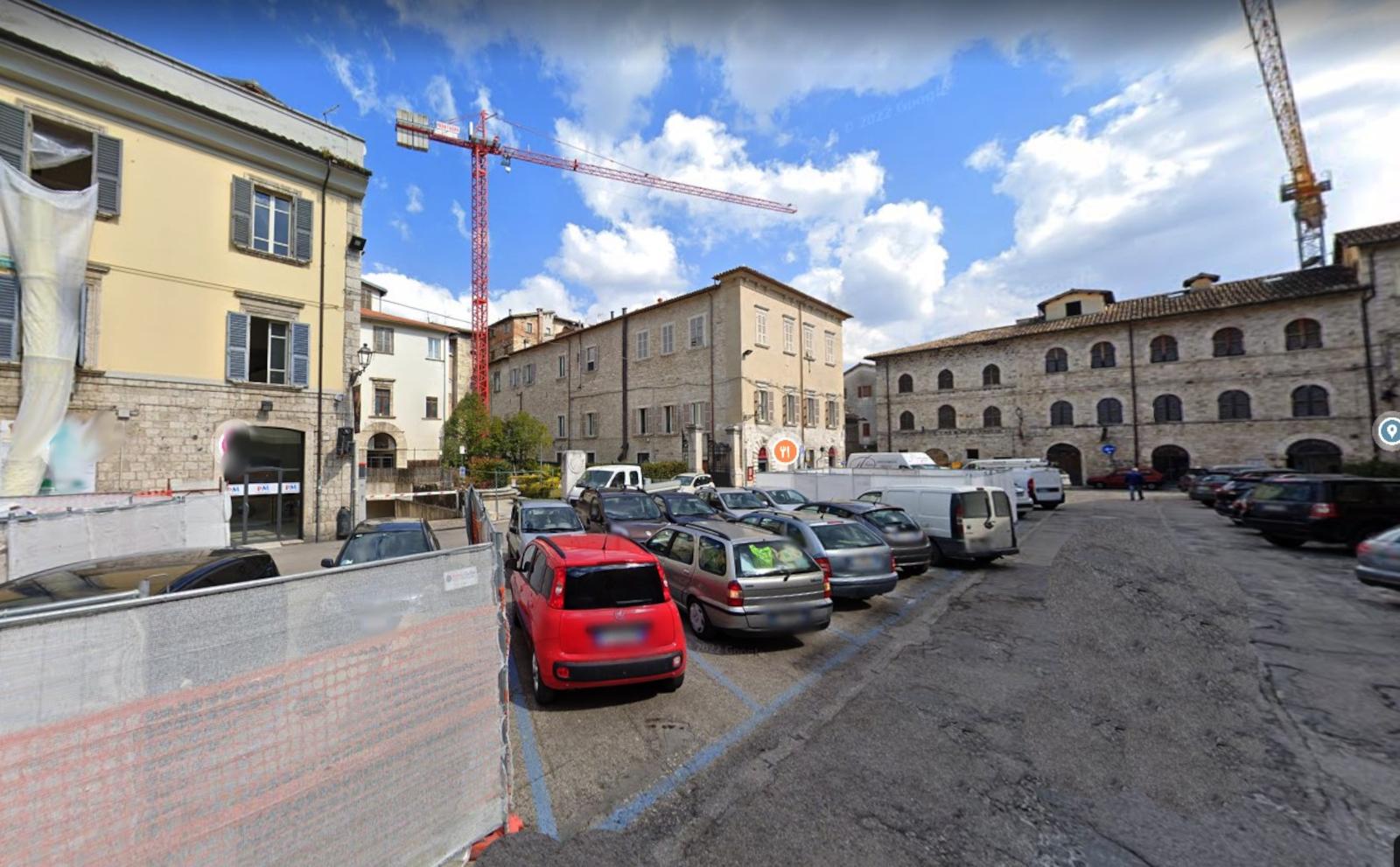 Regolamentazione della viabilità Piazza Viola, Via L. Mercantini e Via Palestro per smontaggio gru edile