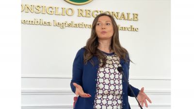 Sanità, Elena Leonardi: 'Reintrodotto nelle marche il rimborso delle cure oncologiche. Legge di civiltà a sostegno di malati e famiglie'