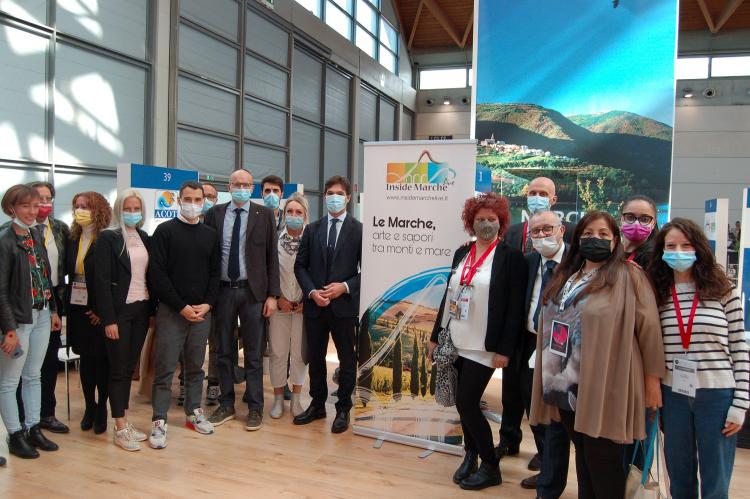 Il presidente Acquaroli a Rimini per l’apertura della 58a edizione della Fiera TTG Travel Experience. Incontro con gli operatori marchigiani  